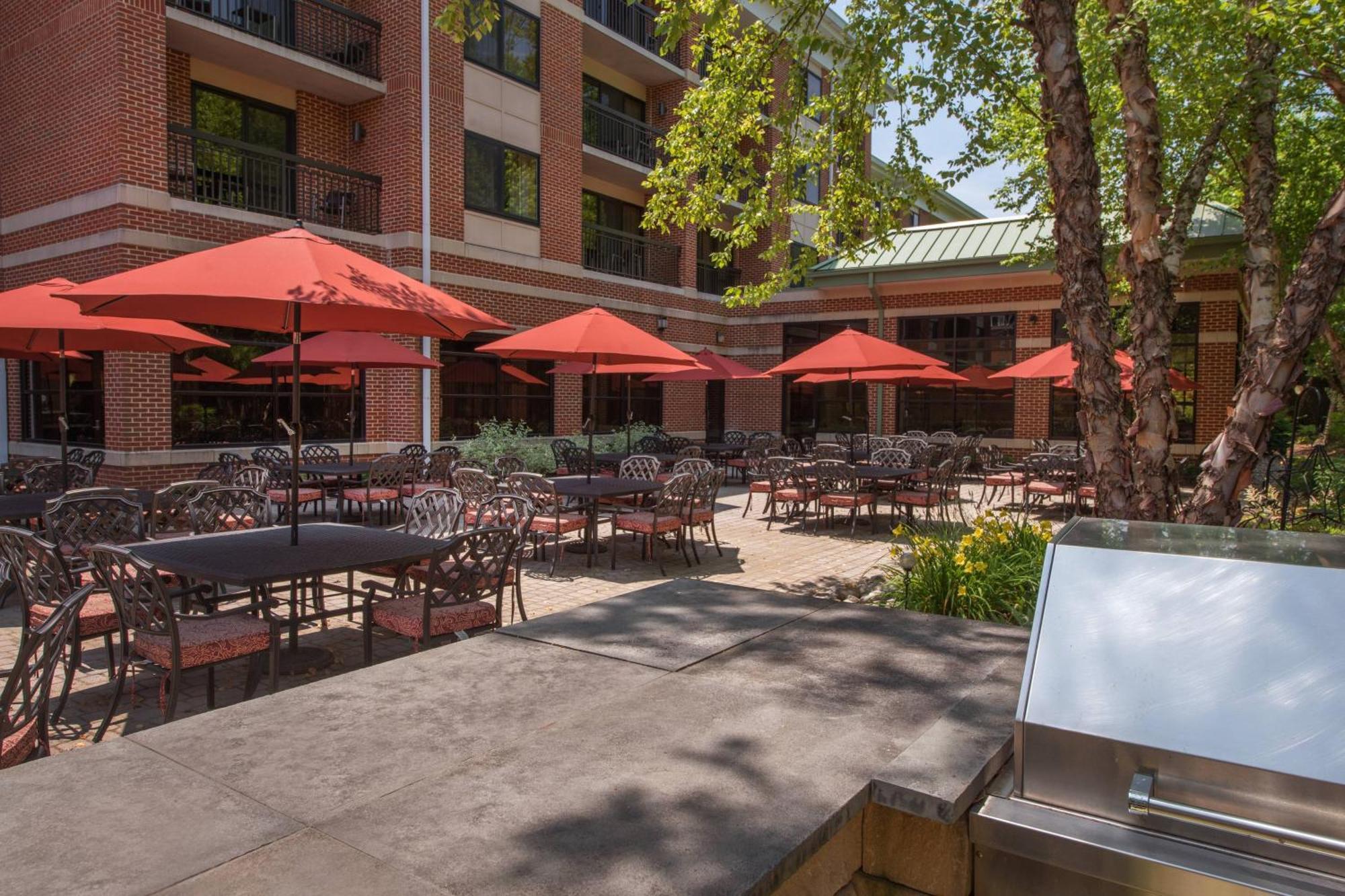 Courtyard By Marriott Newark-University Of Delaware Exteriör bild