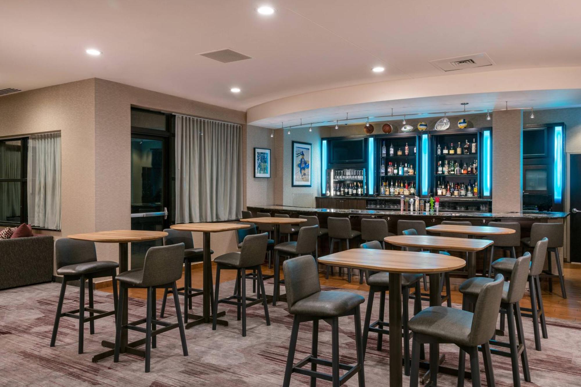 Courtyard By Marriott Newark-University Of Delaware Exteriör bild
